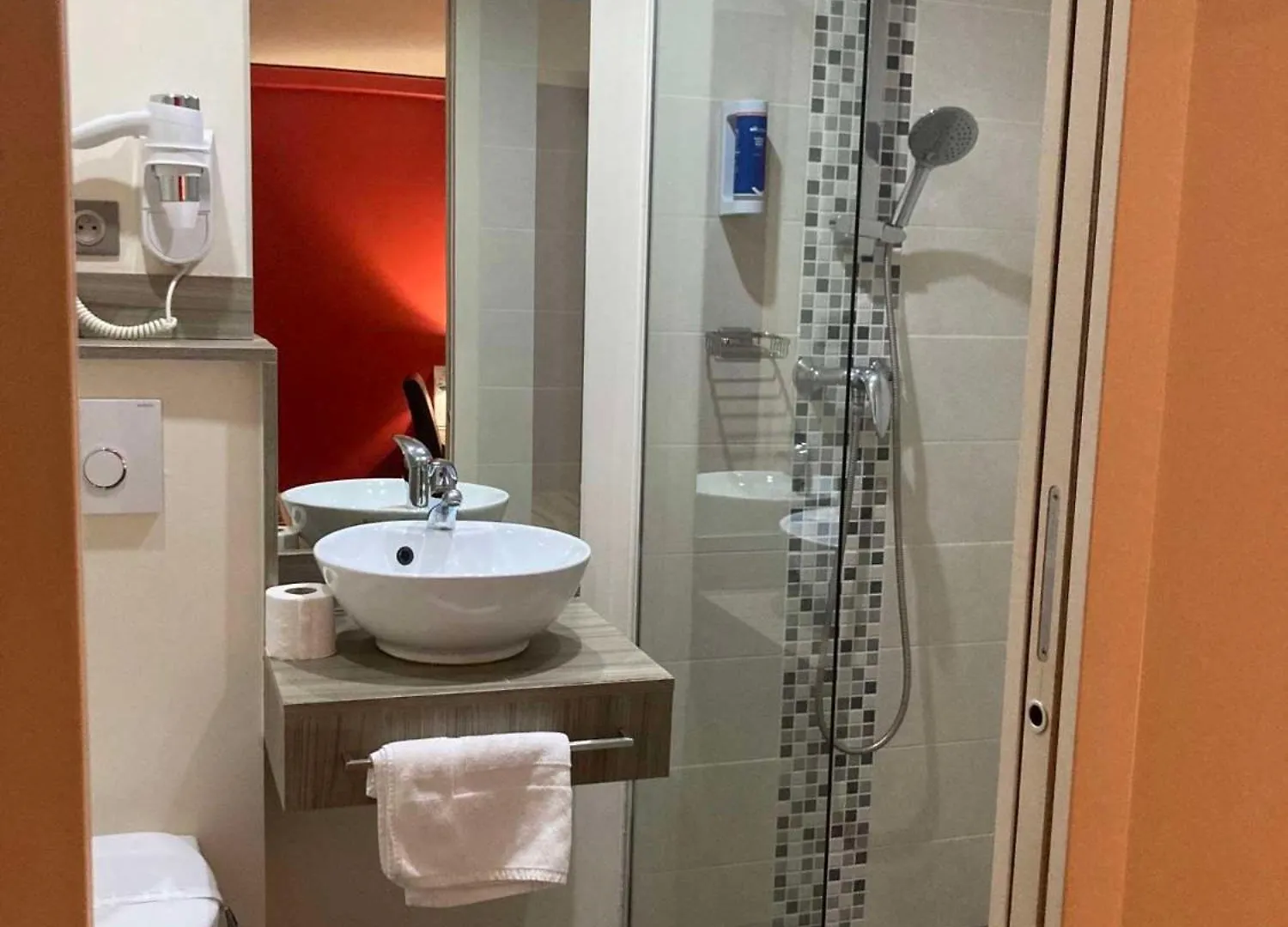 Brit Hotel Confort Foix