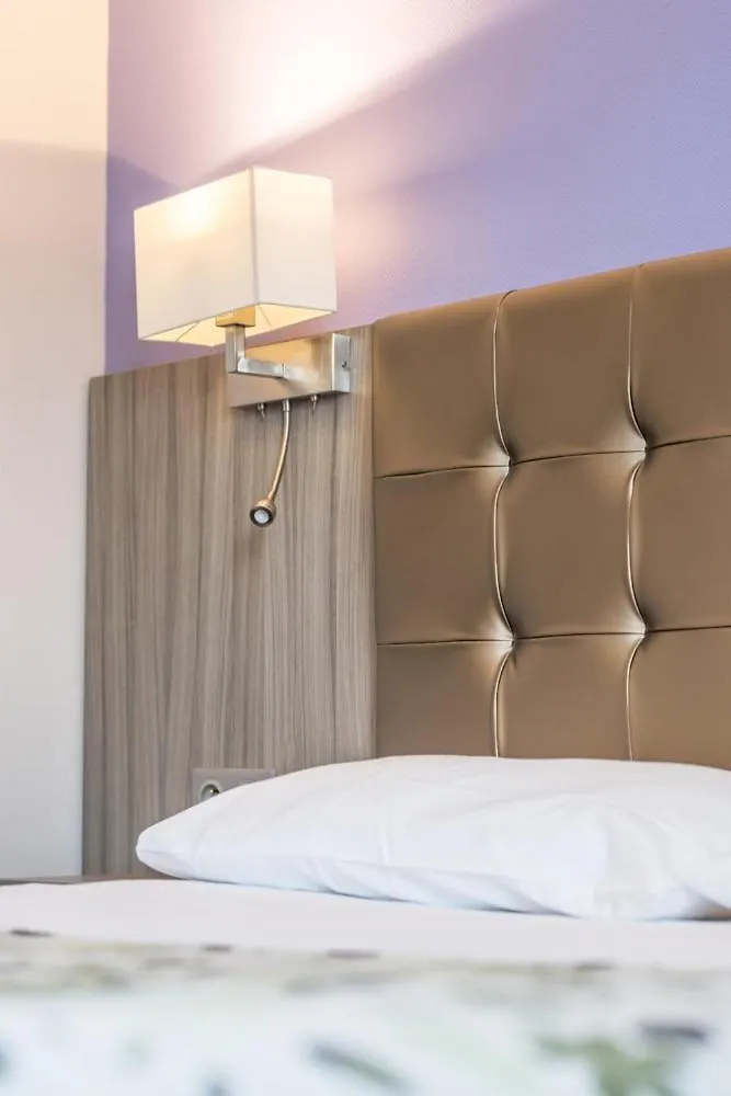 Brit Hotel Confort Foix